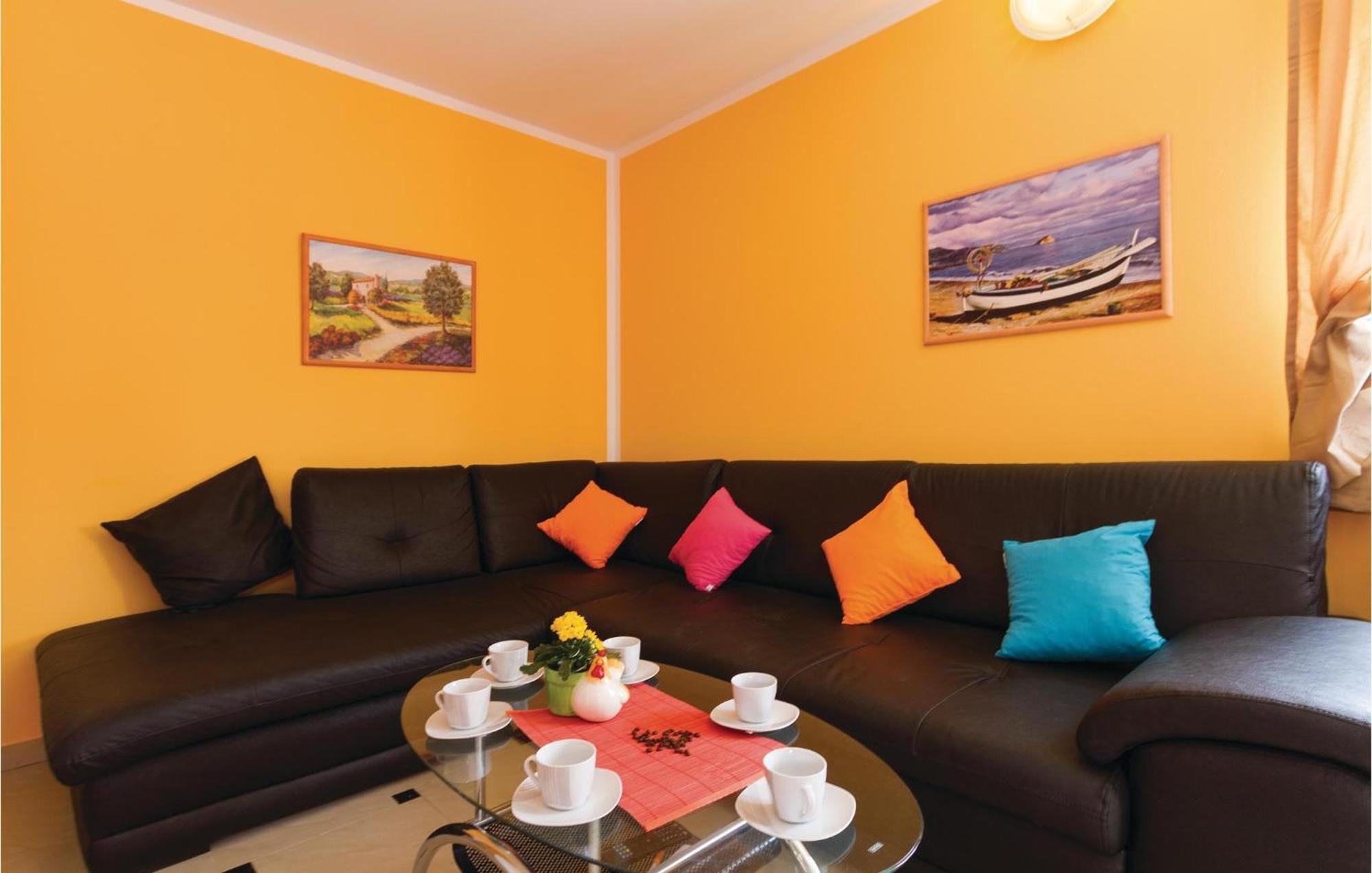 Stunning Home In Betiga With Wifi Barbariga Exterior foto